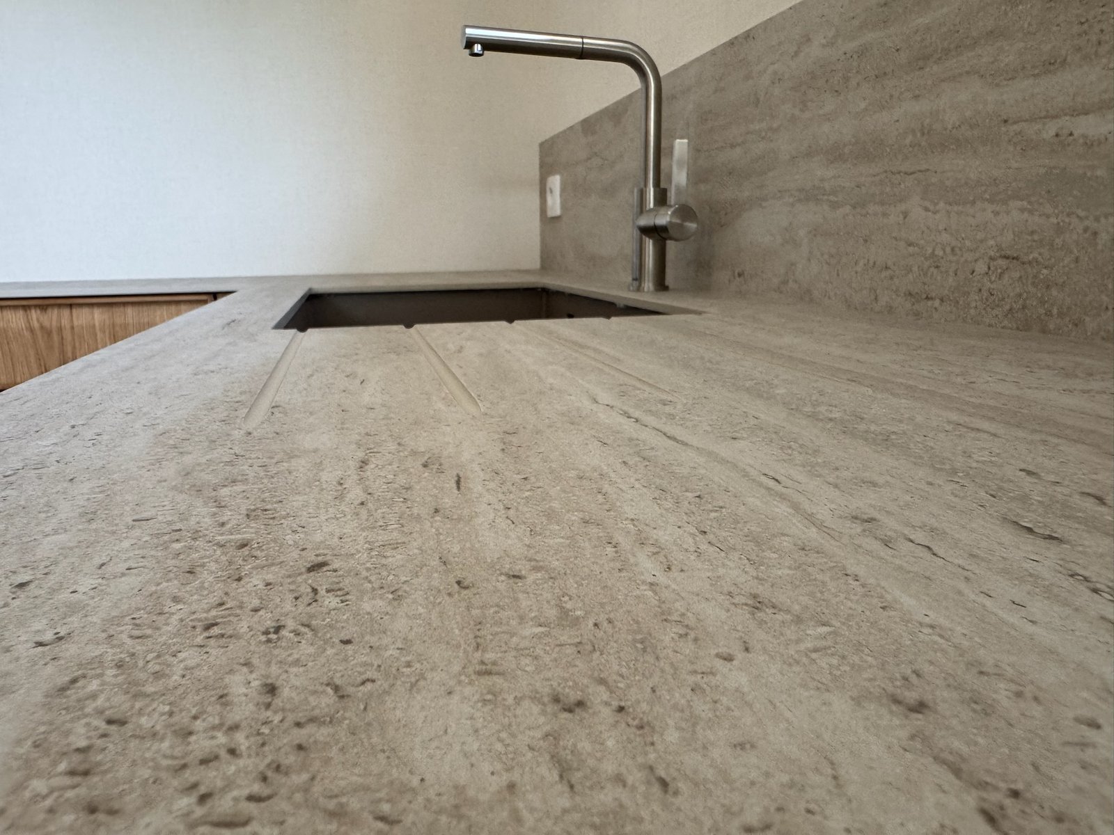 evier habillage mural granit marbre dekton clermont ferrand auvergne